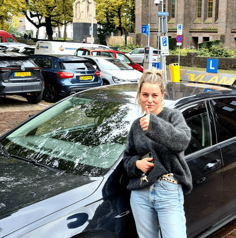 Geslaagde leerling bij Rijschool Vlam — foto 14