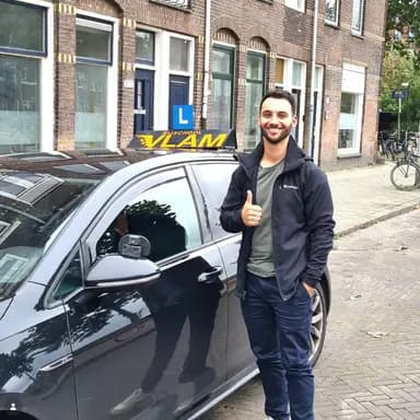 Geslaagd voor rijbewijs in Utrecht bij rijschool Vlam